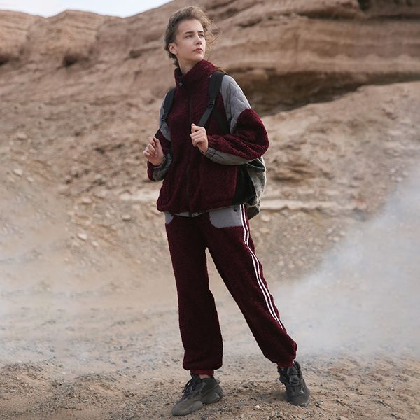

2018 winter collection original design burgundy casual white duck down patchwork lambswool jacket set women, Black