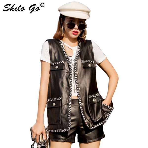 

1402-653, Black;white