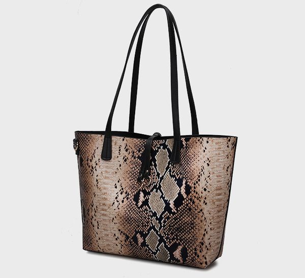

designer handbag luxury handbags lady female steamed stuffed bun mother bag tote bag colouring serpentine hand bag