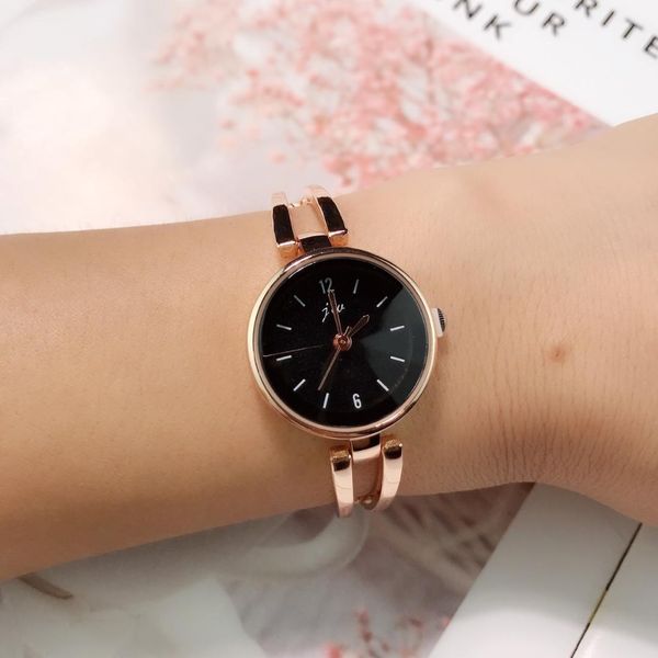 

casual women luxury watch fashion bracelet watches 2019 ladies simple quartz wristwatch with hook buckle rose gold woman watch, Slivery;brown