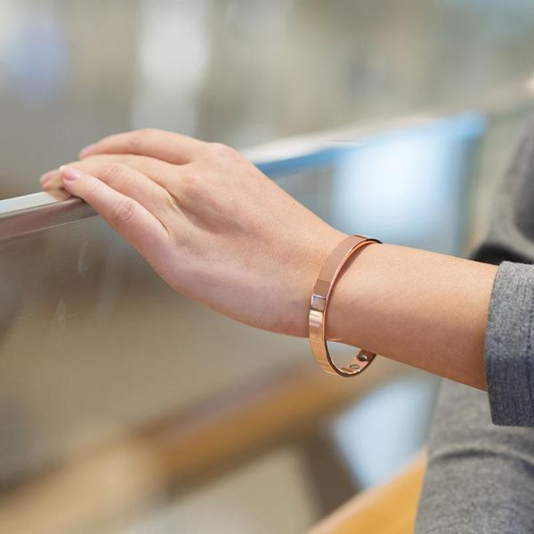 

vinterly copper bracelets women healing energy magnetic copper bangle open cuff adjustable bracelets & bangles for arthritis, Black