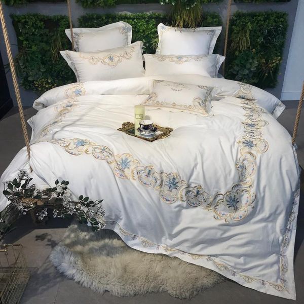 

2020 bedding set green embroidery duvets and bedding sets  king size bed sheet set bed covers 4/7pcs
