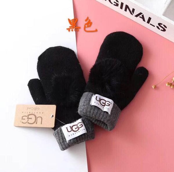 

2020 design women' gloves for winter and autumn cashmere mittens gloves with lovely fur ball outdoor sport warm winter gloves g3867, Blue;gray