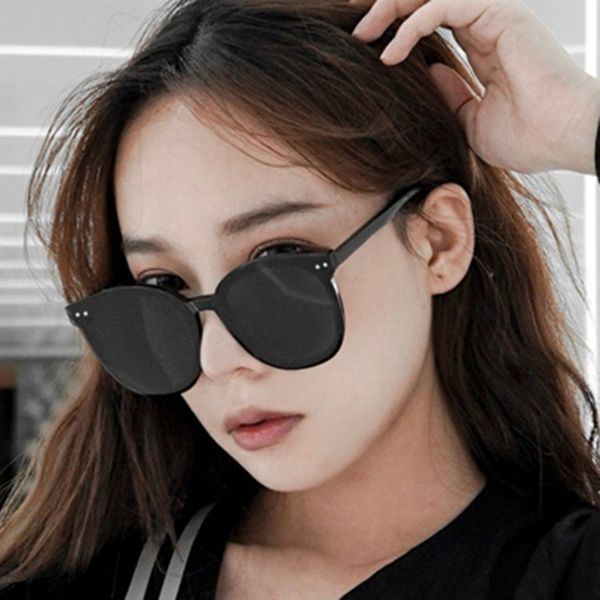 

yoovos 2020 retro women sunglasses luxury men / women sunglasse brand designer sunglasses classic vintage feminino, White;black