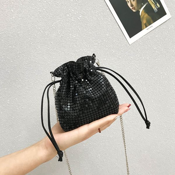

women bag 2018 fashion new handbag sequins beam port drawstring purse chain shoulder messenger mini key bag wallet travel
