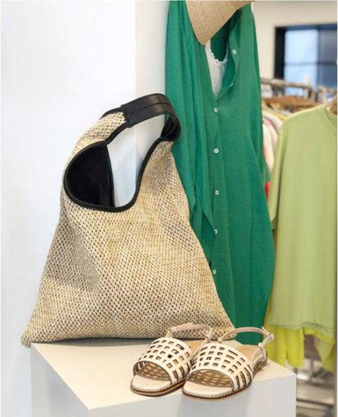 

hand-woven straw totes bags for women fashion woven shoulder female shoulder messenger bag casual travel beach bag 2020