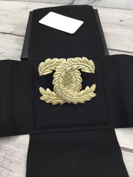

fashion luxury women's female's ladies stamped palace leaf brooches pins with box ing, Gray