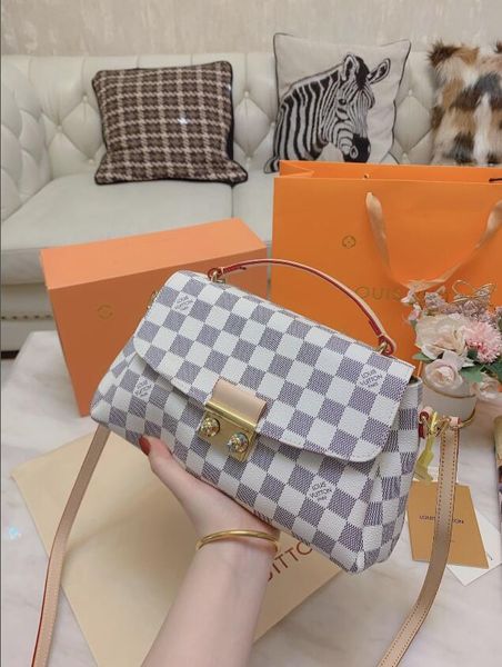 

2020women's fashion fringe retro one - shoulder cross bag classic style handbag simple casual size :22*16 cm
