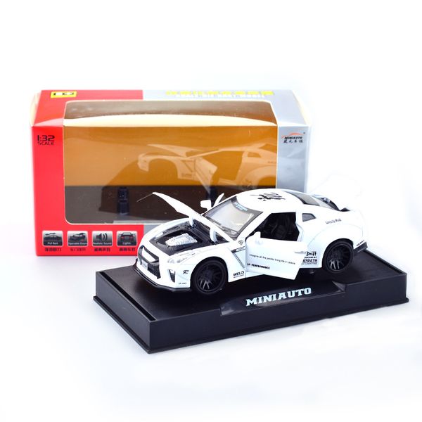

boxed] model gtr sports car 1: 32 alloy car model sound and light door opening car model toys children decoration