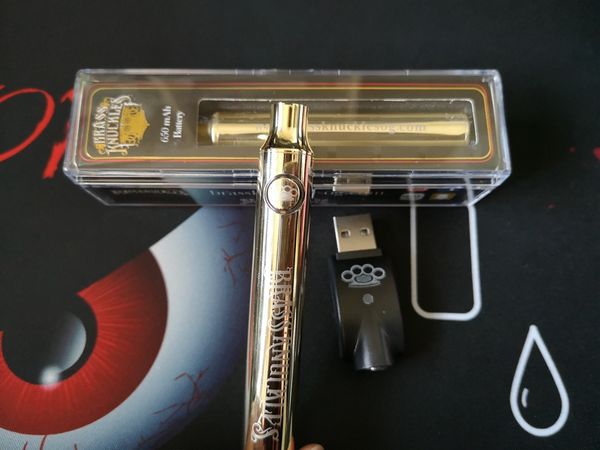 

voltage dhl bk adjustable wooden brass vape thick battery 900mah batteries gold knuckles pre-heat cartridge for pen oil batteries 650ma jkha