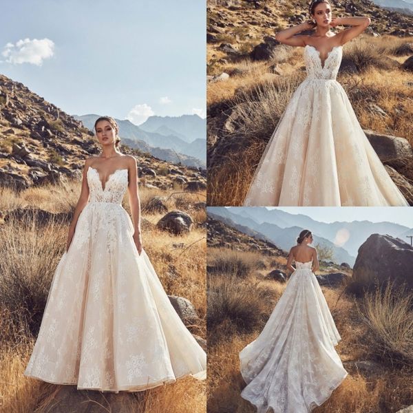 

калла бланш 2019 милая свадебные платья кружева аппликация sexy backless свадебные платья для пляжных садов дешевые линии свадебное платье, White