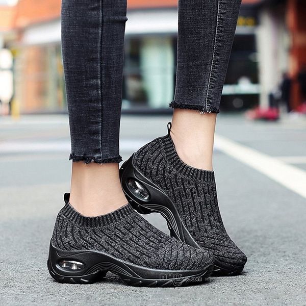 

2020 fashion men shoes mesh breathable sneakers walking male footwear new comfortable lightweight running shoes h202030200443-155, White;red