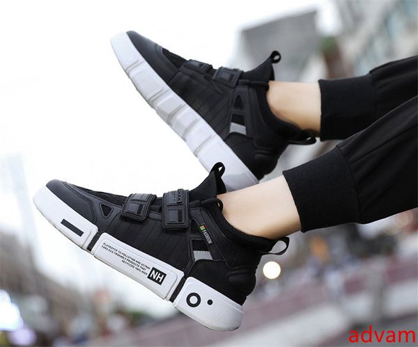 

2020 selling fashion designer shoes triple s sneakers cool sole stitching wild sneakers three color men running outdoor shoes