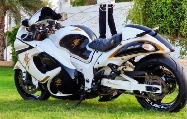

injection mold fairing kit for suzuki gsx1300r hayabusa 08 09 10 11-14 white gold fairings set gsxr1300 2008-2014 ot06