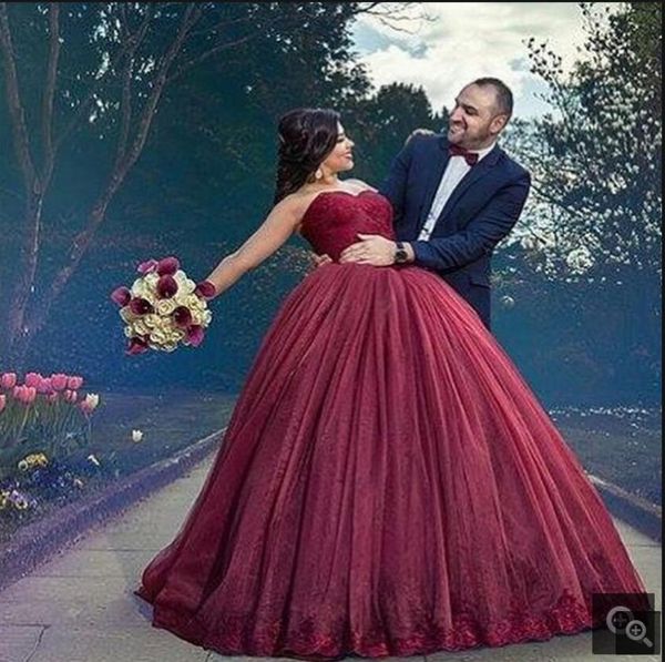 

custom made 2019 new ball gown burgundy lace princess puffy prom dress strapless sweetheart sweet 16 girls sweet 16 prom gowns on sale, Black