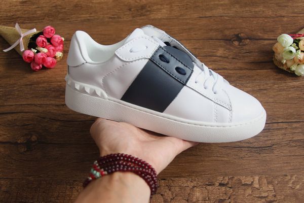 

fashion mens womens luxury designer shoes low-leather trainers with heart logo print tonguecasual sneakers size