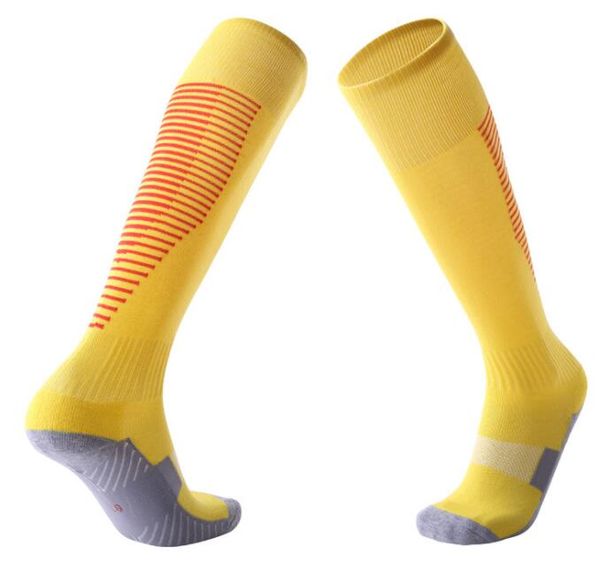 Großhandel Erwachsene Kinder rutschfeste Overknee-Fußballsocken, verdickte Handtuchboden-Langschlauchsocken, bequeme, kindersichere Sportkinderkleidung