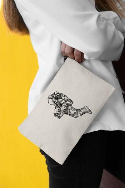 

angemiel clutches skull holding astronot portfolio hand makeup bag, Silver