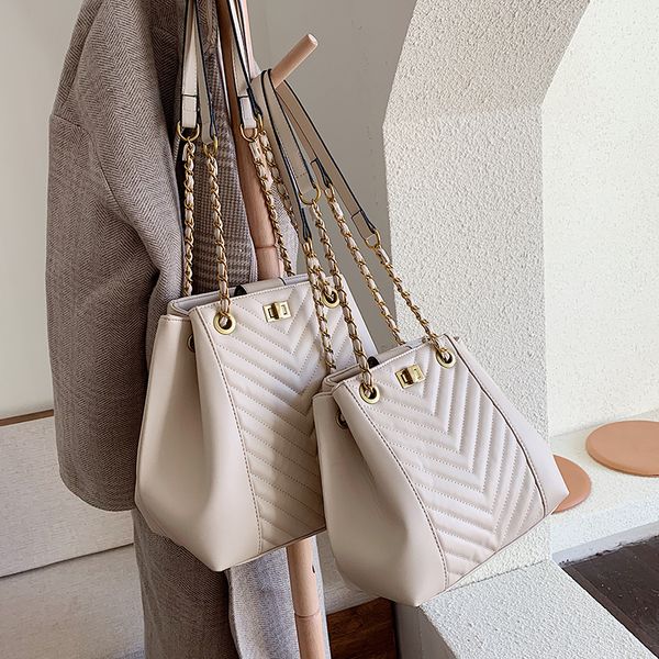 

элегантная женщина большой tote мешок 2019 новое высокое качество кожи женщин конструктора сумки высокая емкость цепи плеча мешок