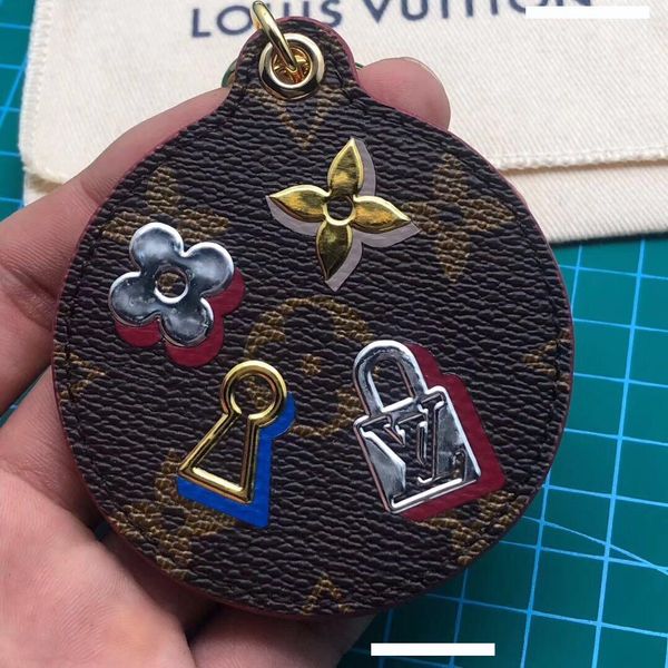 

fashion bronzing keychain pu leather key chain tassel key ring car bag keychain for women jewelry accessories gift good quality keychain, Slivery;golden