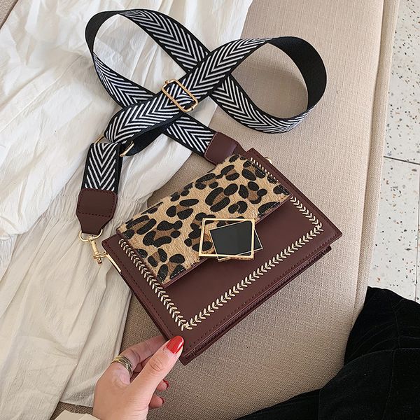 

bag popular 2019 woman broadband oblique satchel single shoulder small square