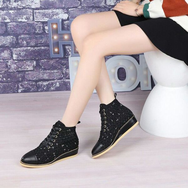 

british wind 19 autumn and winter new leather high-leisure color matching tendon flat martin boots women leather lace-up boots, Black