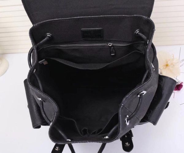 

screen printing on shipment, this backpack is a sturdy multi-function bag bag, uses the damier graphite pixel canvas material