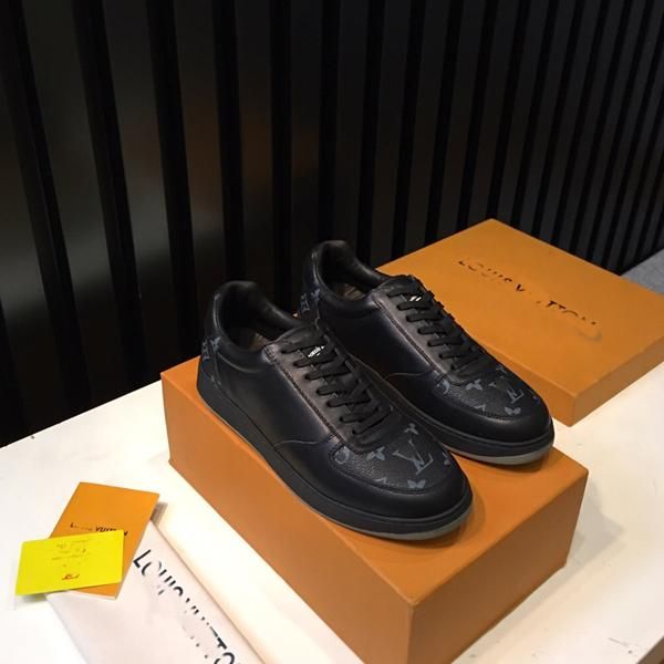 checkered tennis shoes