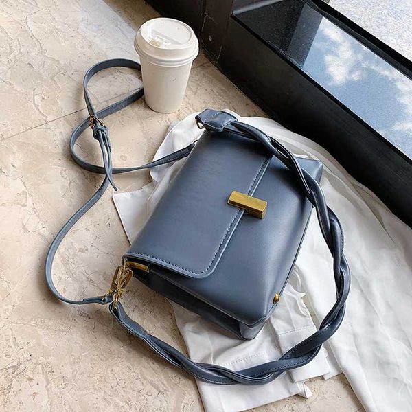

solid color square crossbody bag 2020 new quality leather women's designer handbag weave shoulder strap shoulder messenger bag
