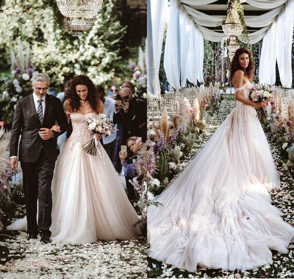 

2020 modern wedding dresses lace appliqued off the shoulder bridal wedding dress sweep train a line wedding gowns, White