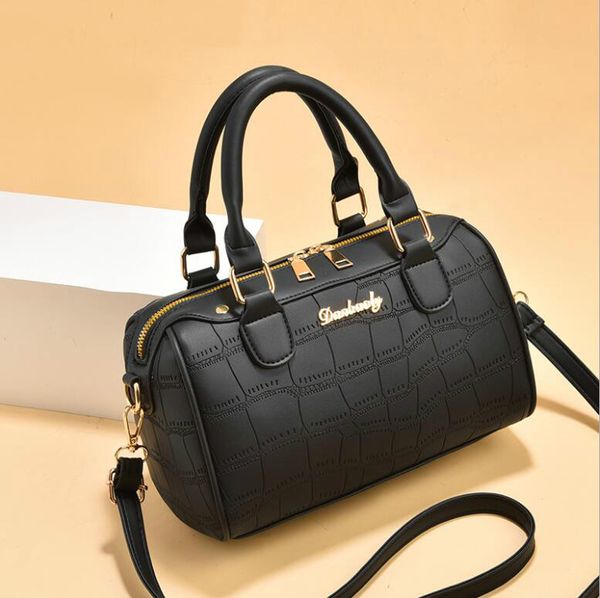 

womens luxury designer purses handbags classic bag messenger bags crossbody bags design pockets handbags bag totes