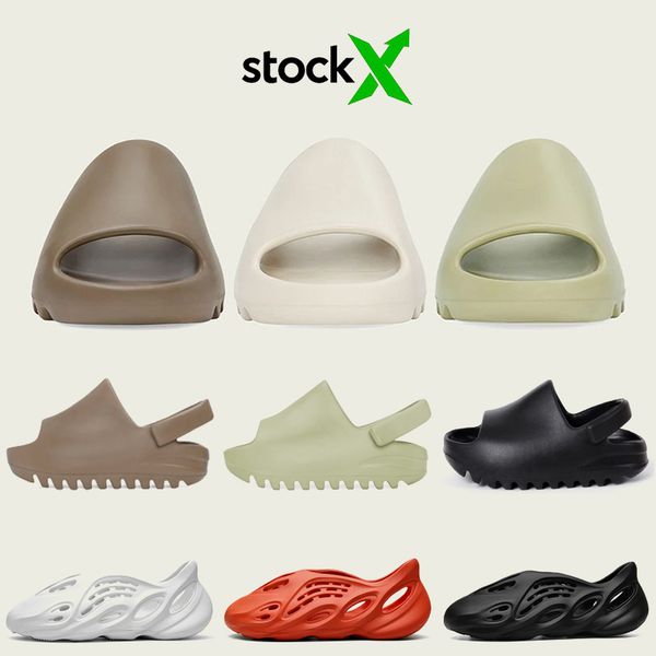 

adidas yeezy slides Stock X Kanye West Трусы Мужчины Женщины Дети Слайды тройной черный Земли Браун Смола Тапочки дизайнер обуви сандалии пены Runner кроссовки