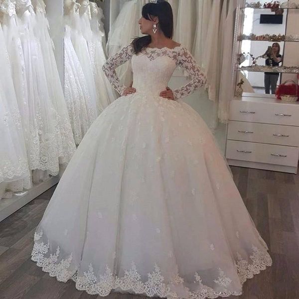 

новые приходят с длинным рукавом бато sheer шеи свадебные платья бальное платье кружева аппликация длиной до пола молния свадебные платья на, White