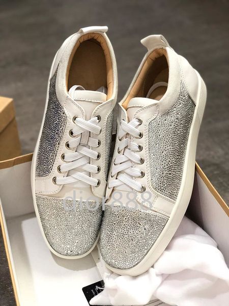 

new 2020 designer sneakers red bottom shoe low cut suede spike luxury shoes for men and women shoes party wedding crystal leather sneakers, Black;red
