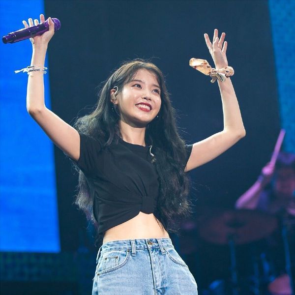 

li zhien ins versatile slim tie black t-shirt short navel short-sleeved shirt female, White