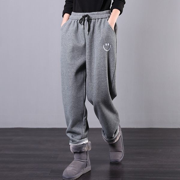 

winter pants women large size loose fleece warm trousers 2019 new ladies elastic waist drawstring embroidery all-match pants, Black;white