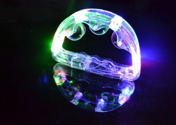 Fontes DHL LED piscando Tambourine Rattle Mão de Bell Crianças Light Up Luminous Toy KTV Bar Decoração Brilho LED Luzes do partido