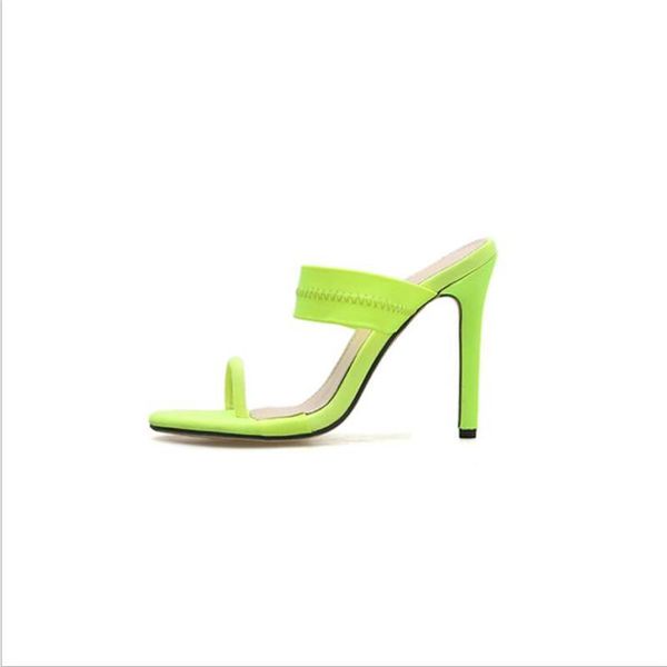 

2019 summer new european and american fashion wild deodorant multi-color high-heeled large size women's slippers increase high, Black