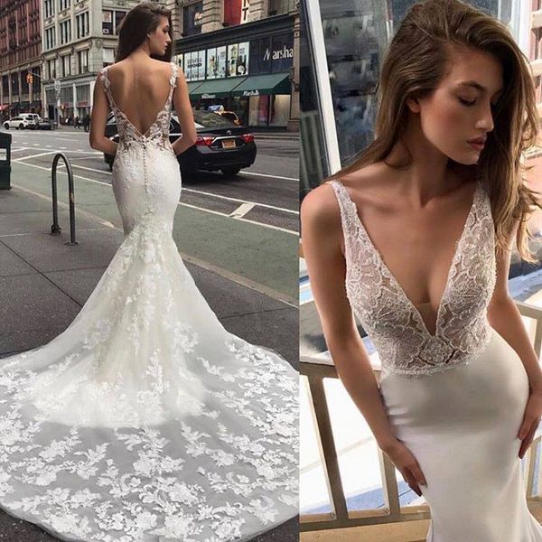 

gorgeous mermaid lace wedding dresses robe de mariage appliqued bridal gowns sleeveless vintage sheer v neck wedding dress, White