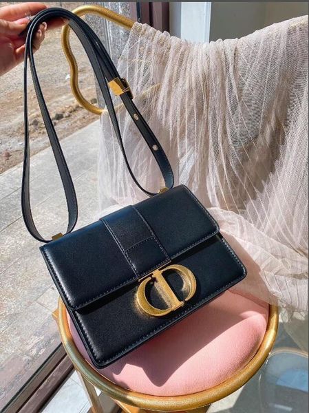 

2020 new classic female designer handbags ladies wild shoulder bag casual crossbody bag backpack wallet