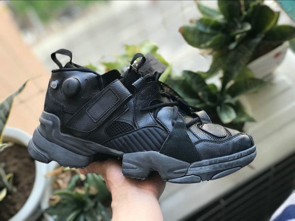 

news originals x vetements 17 jointly genetically modified pump sneakers men women casual inflation shoes size 36-44