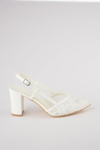 

trendyol lace detail women classic heels shoes takss20to0255, Black