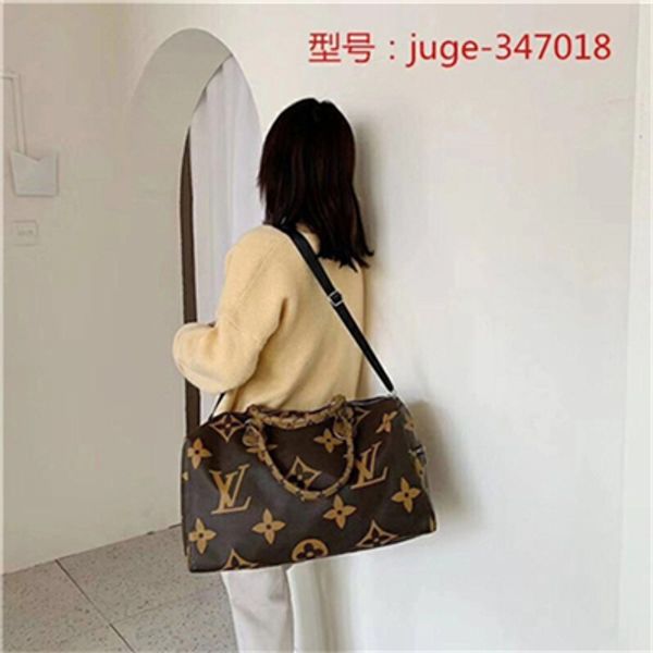 

new designer luxury women handbags famous gold chain shoulder bags crossbody soho bag disco shoulder bag purse wallet 5 color