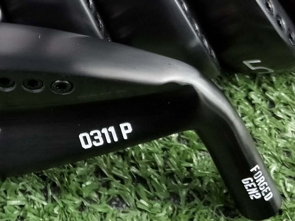 

Черный 0311p Gen2 Golf кованый утюг гольф-клуб 3-9.w.a набор из 8 R / S крышка головки стальног