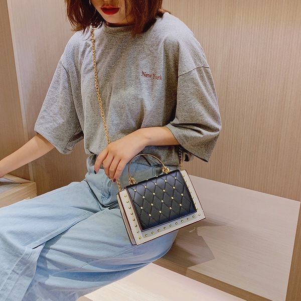 

women's shoulder bag straddle bag 2020 new korean rivet fashion versatile handbag small square