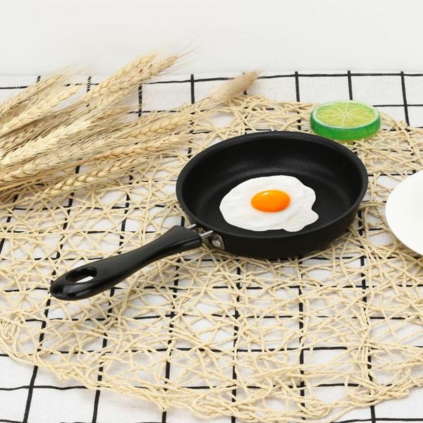 

1pc non-stick portable egg pancake omelet mini frying pan cook ware black kitchen household breakfast tools kitchen eggs toolh5