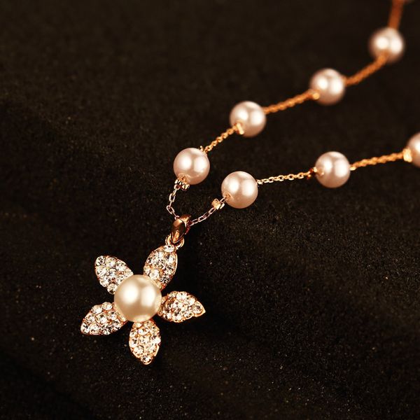 

45cm 18k gold fashion designer cute sweet short woman classic elegant pearl choker statement necklace with crystal flower pendant, Golden;silver