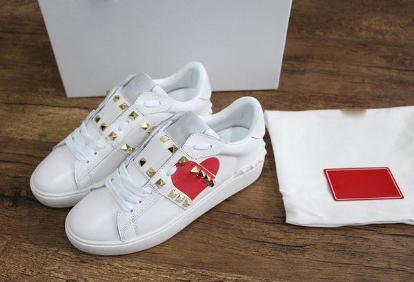 

2019 new luxury ace men and women rivet black love white black leather casual shoes sneakers oversized 35-48