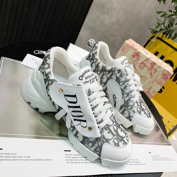 

fashion women shoes 2020 new womens grey lace up heavy sneakers shoes womens casual heavy shoes with box shipping, Black