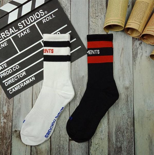 

роскошные мужчины женщины спортивные носки с буквами хлопок пара дизайнер моды носки для мужчин свободный размер 2 цвета дополнительно, Black